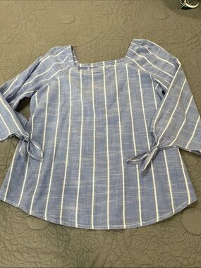 Liz Claiborne Blue and White Striped Square-Neck Blouse PM